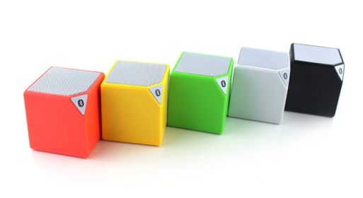 Bluetooth Speaker Rubik's Cube Small Square Speaker (Color: White)